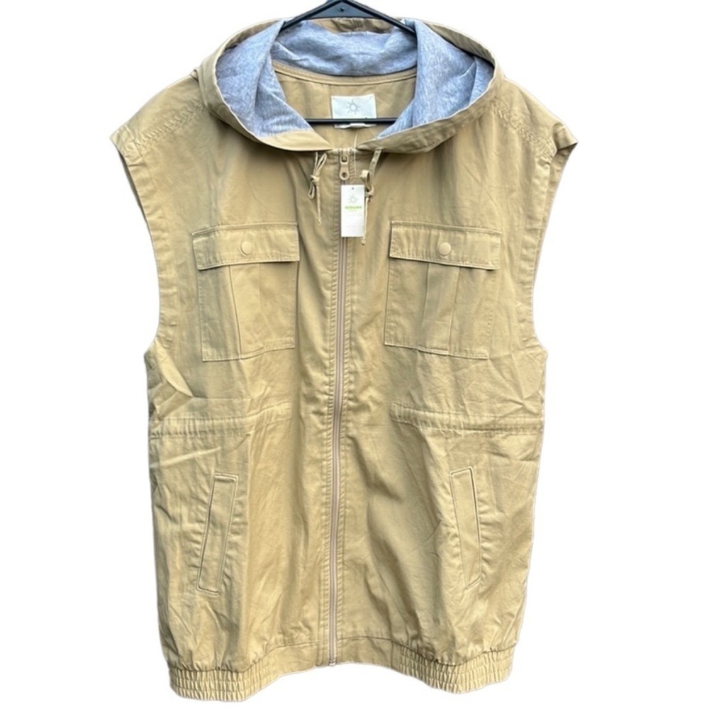 NWT Offline by Aerie Tan Hooded Zip Front Cargo Vest Size Medium